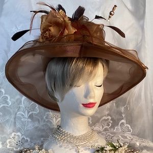 Classy Sunhat, Feathers, Bows, Pin, Elegant!